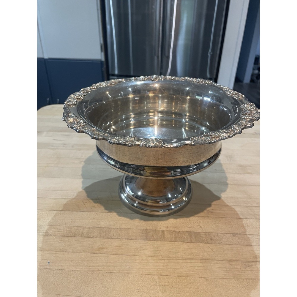 Vintage Sheffield Silverplate Pedestal Compote Bowl Floral Grapes Rim 9x6